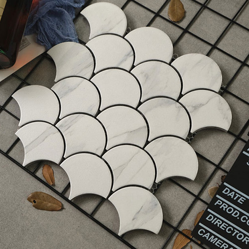 White Porcelain Tile in Fish Scale Pattern for Wall and Backsplash Design CPT231